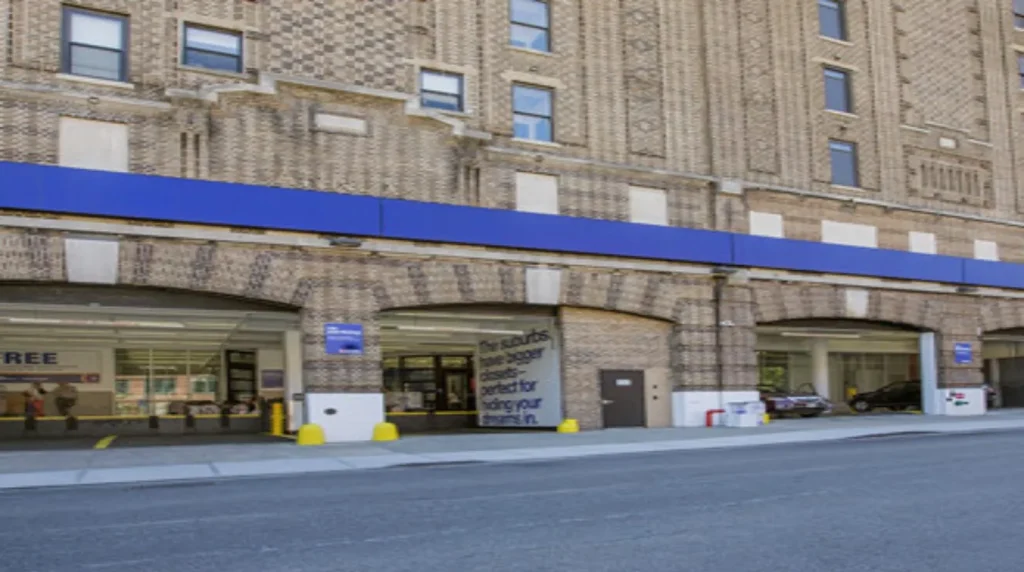 New York S. Storage Facility