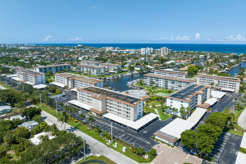 Tropic Bay Condominium